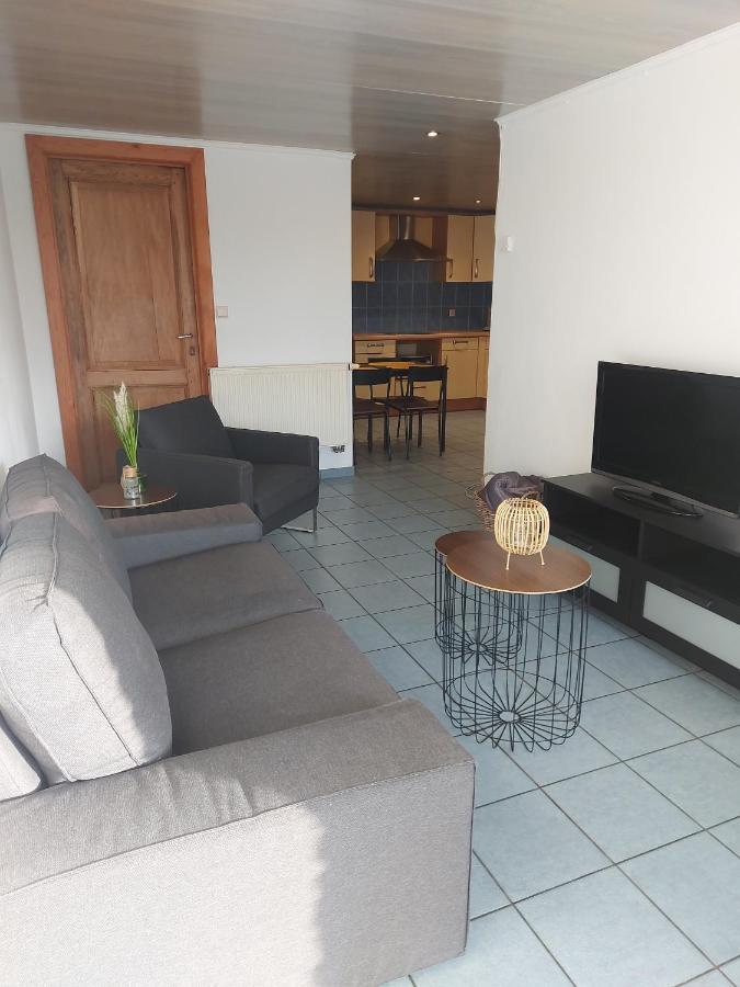 Appartement Rdc Plein Centre Avec Terrasse Visé Exteriör bild