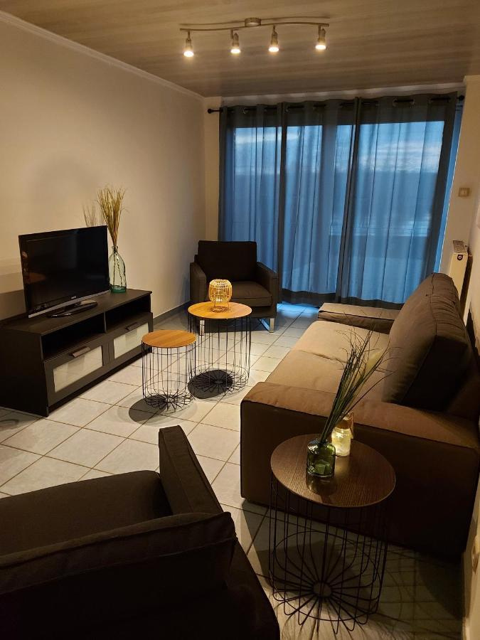 Appartement Rdc Plein Centre Avec Terrasse Visé Exteriör bild
